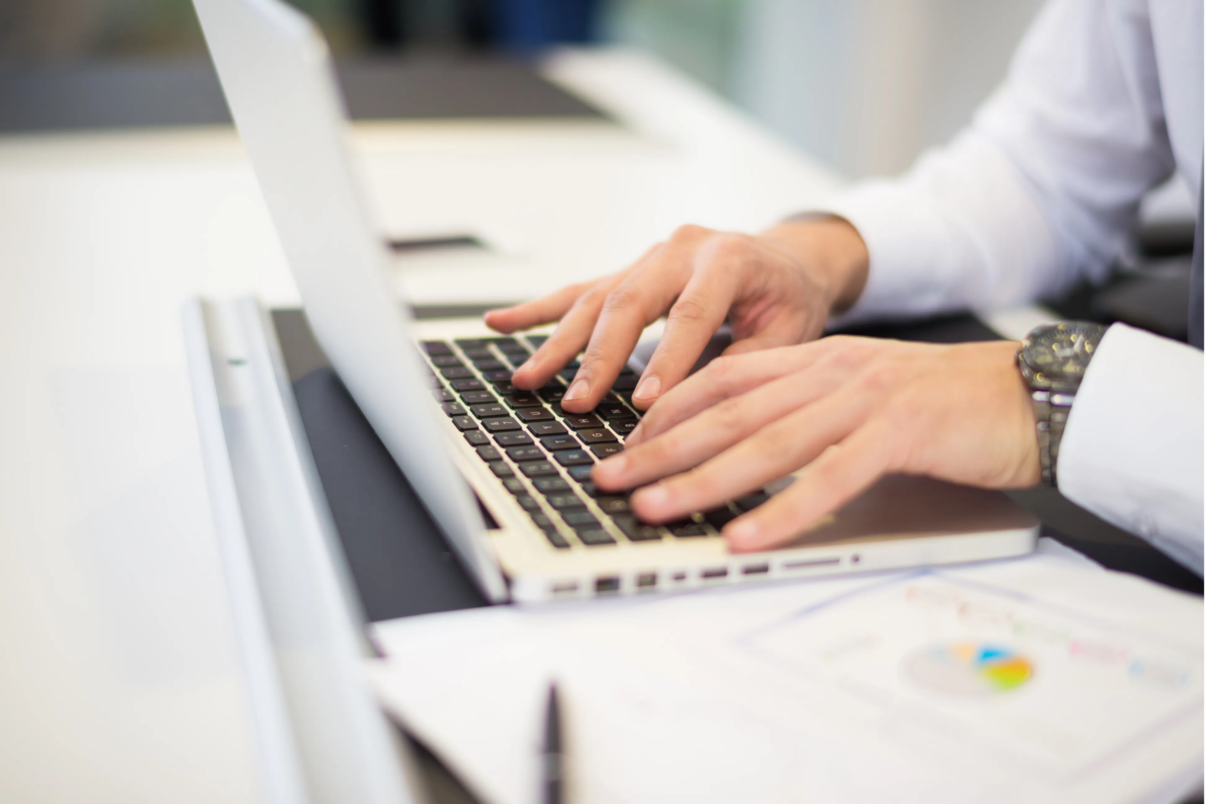 保険業界保険業務統合化システム